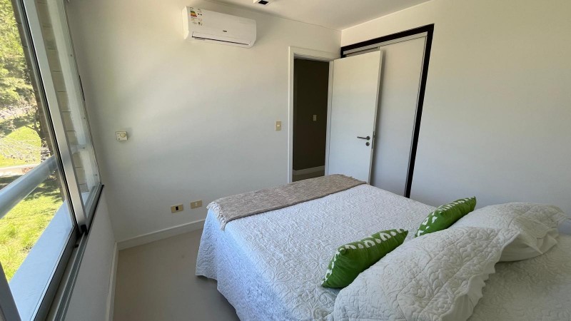 Departamento moderno en venta en Rincon del indio